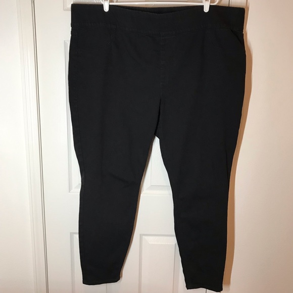 Old Navy Black Jeans Plus Size 26 Long Pull On Jeggings - Picture 1 of 5
